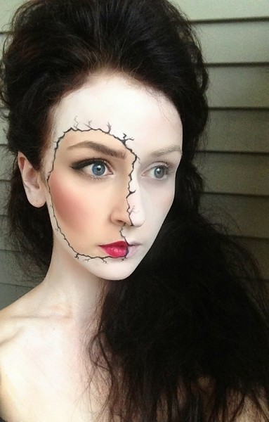 28 Horrifying Halloween Makeup Ideas That Look a Little Too Real
